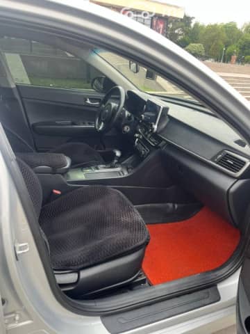 Kia K5 II 2.0 AT