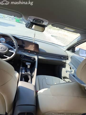Hyundai Avante VII 1.6 CVT