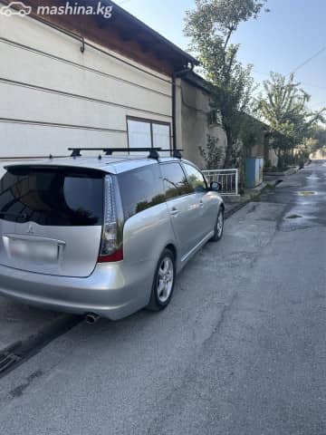 Mitsubishi Grandis 2.4 AT