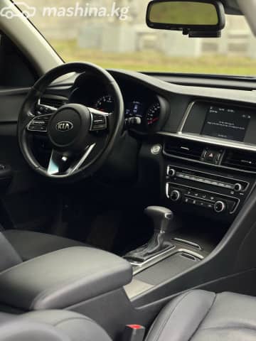 Kia K5 II 2.0 AT