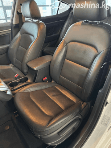 Hyundai Avante VI Рестайлинг 1.6 CVT