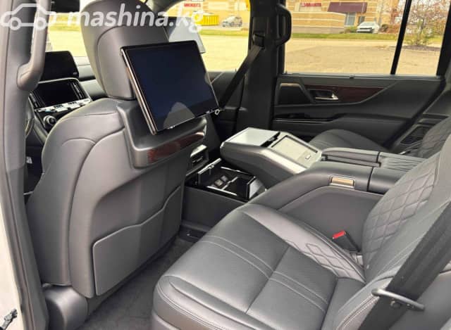Lexus LX IV 700h 3.5hyb AT 4WD