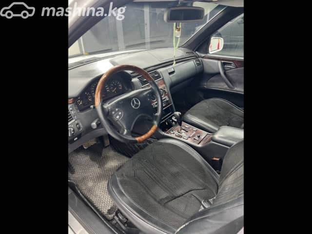 Mercedes-Benz E-Класс II (W210, S210) Рестайлинг 320 3.2 AT