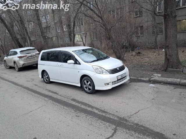 Toyota ISis I 1.8 AT