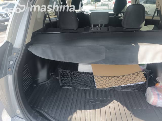 Toyota RAV4 IV (XA40) Рестайлинг 2.5 AT 4WD