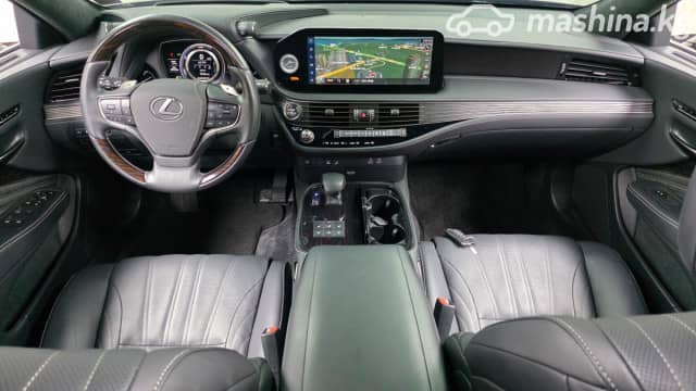 Lexus LS V Рестайлинг 500h 3.5hyb AT 4WD
