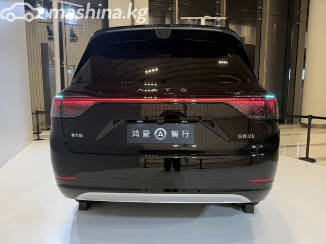 Aito M9 1.5hyb AT 4WD