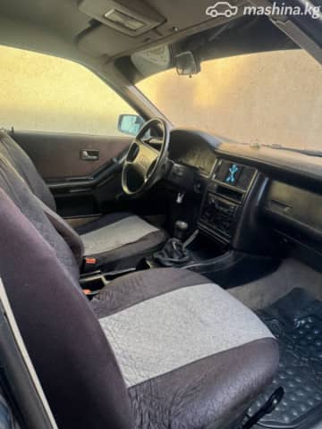 Audi 80 IV (B3) 1.8 MT