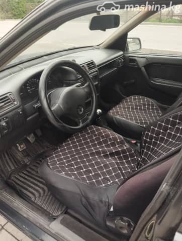 Opel Vectra A 2.0 MT
