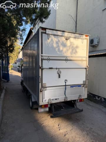 Mazda Scrum Truck
