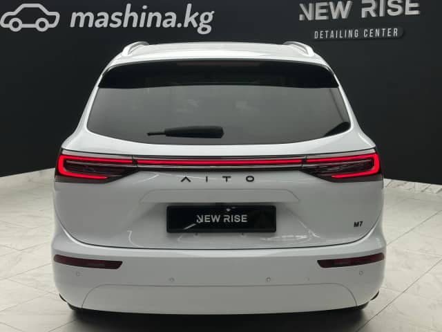 Aito M7 1.5hyb AT