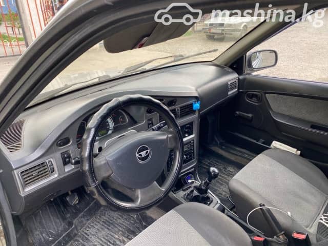 Daewoo Nexia I Рестайлинг 1.5 MT