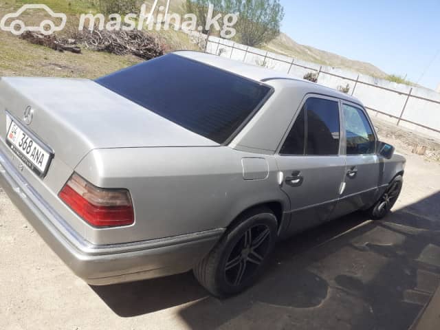 Mercedes-Benz E-Класс I (W124) 320 3.2 AT