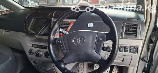 Toyota Noah I (R60) 2.0 AT 4WD