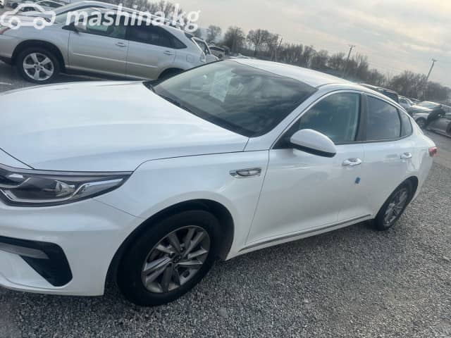 Kia K5 II 2.0 AT