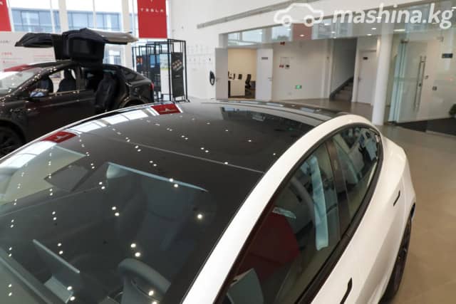 Tesla Model 3 I Рестайлинг Long Range RWD Electro AT