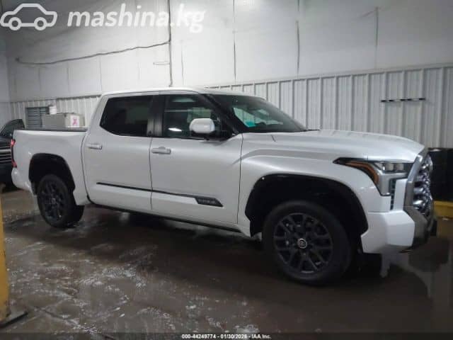 Toyota Tundra III CrewMax 3.5 AT 4WD