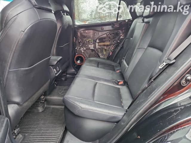 Toyota Venza II 2.5hyb CVT 4WD