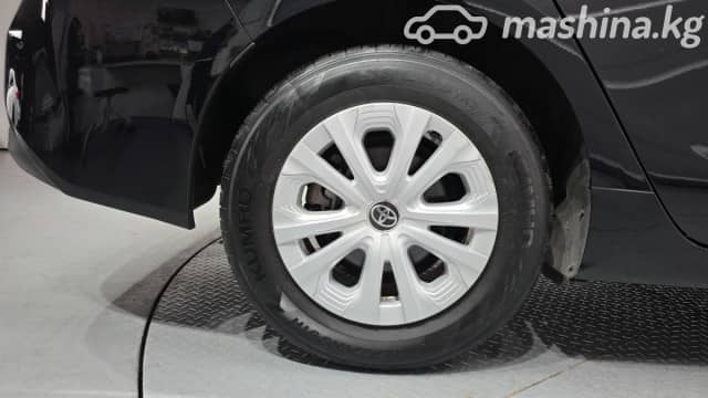 Toyota Prius IV Рестайлинг (XW50) 1.8hyb AT