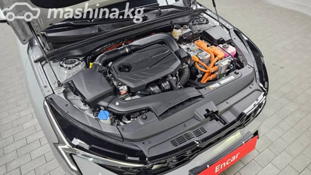 Kia K5 III Рестайлинг 2.0hyb AT