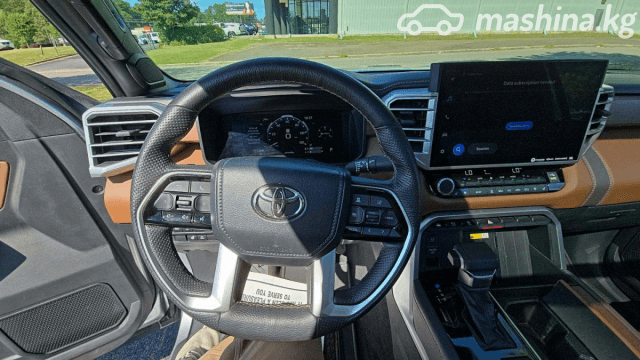Toyota Tundra III CrewMax 3.5 AT 4WD