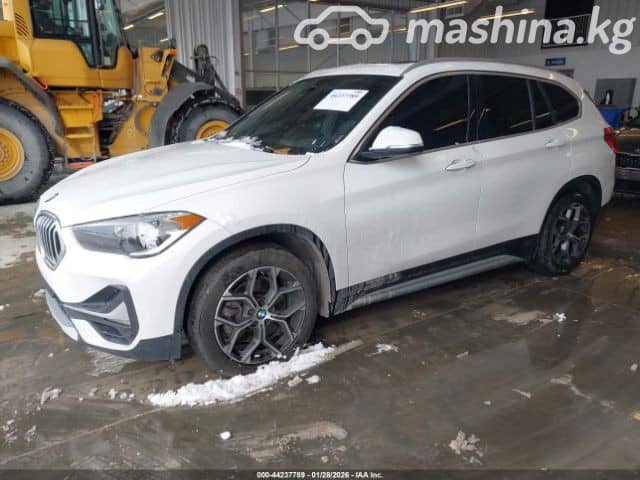 BMW X1 II (F48) Рестайлинг 28i xDrive 2.0 AT 4WD