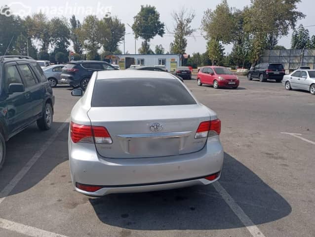 Toyota Avensis III Рестайлинг 2.0 MT