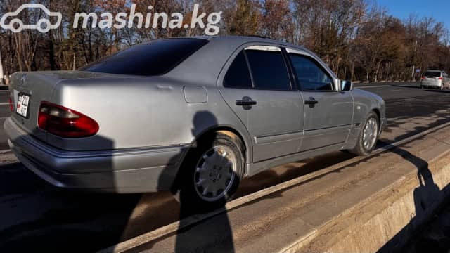Mercedes-Benz E-Класс II (W210, S210) 320 3.2 AT