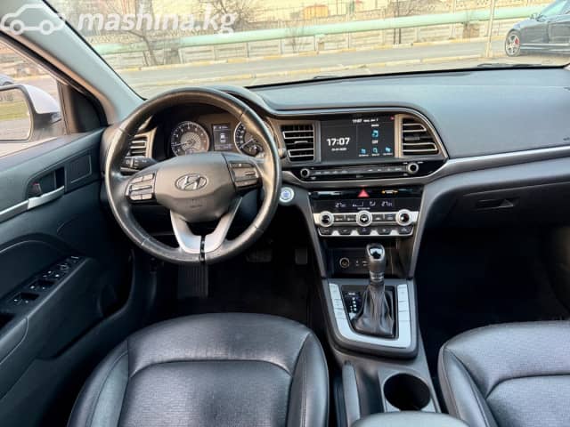 Hyundai Avante VI Рестайлинг 1.6 CVT