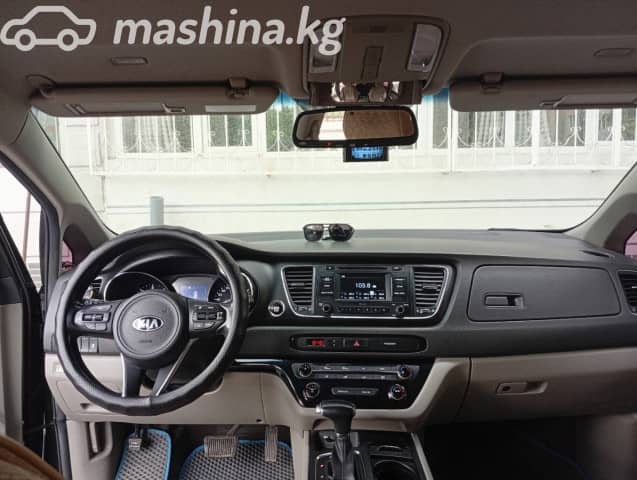 Kia Carnival III 2.2d AT