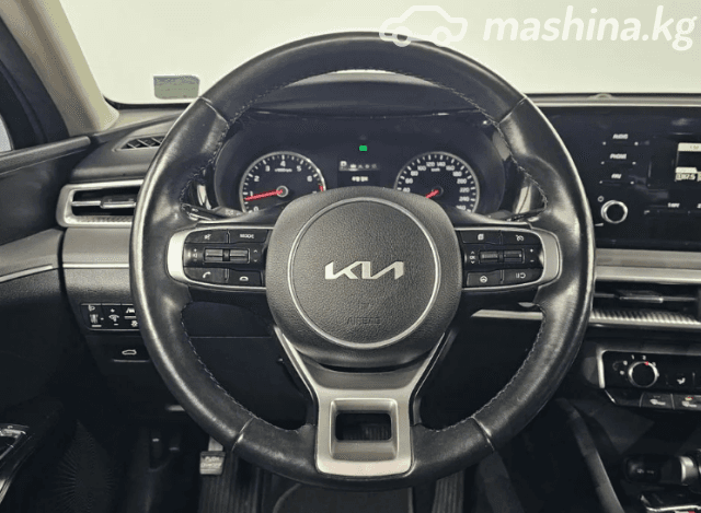 Kia K5 III LPi 2.0 AT