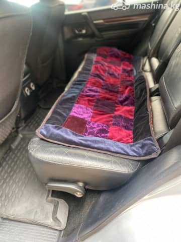 Mitsubishi Pajero IV 3.0 AT 4WD
