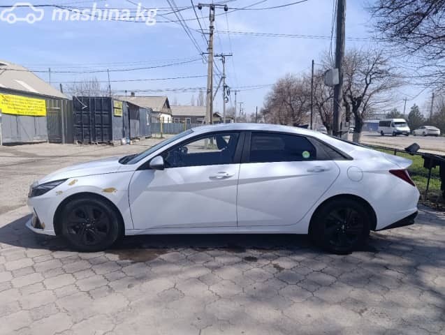 Hyundai Avante VII 1.6hyb AMT