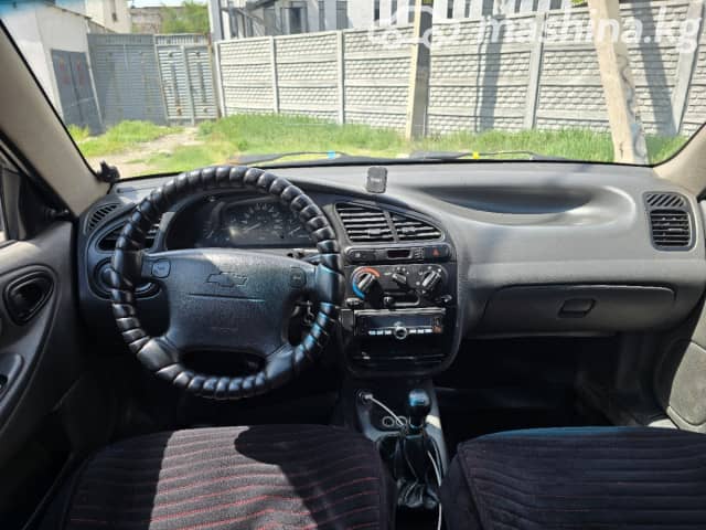 Chevrolet Lanos I 1.5 MT