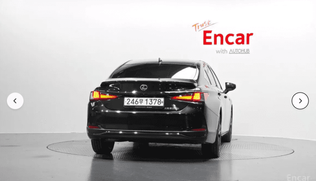 Lexus ES VII Рестайлинг 300h 2.5hyb CVT