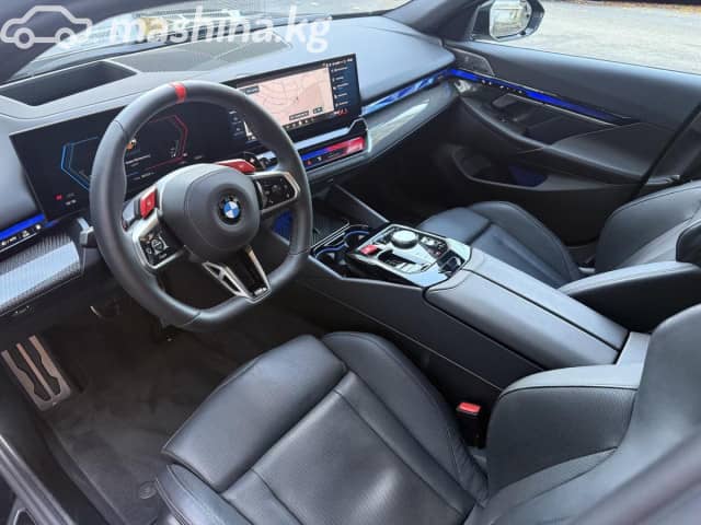 BMW M5 VII (G90) 4.4hyb AT 4WD
