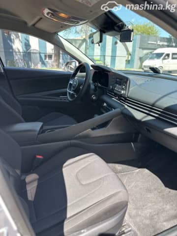 Hyundai Avante VII 1.6hyb AMT