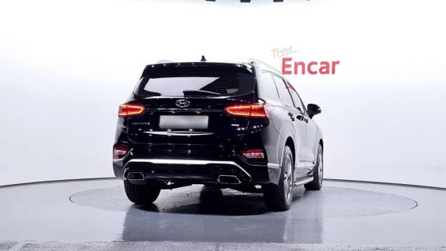 Hyundai Santa Fe IV 2.2d AT 4WD