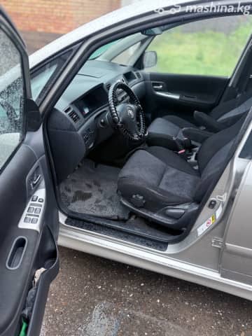 Toyota Corolla Verso I 1.8 MT