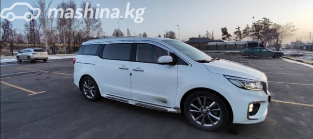 Kia Carnival III 2.2d AT