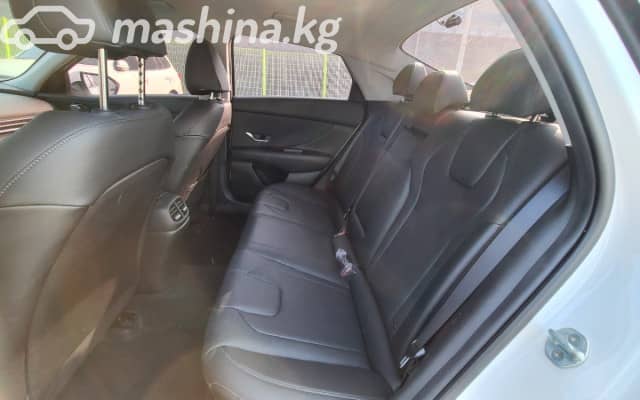 Hyundai Avante VII 1.6 CVT