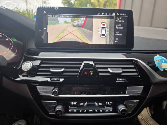 BMW 5 серии VII (G30/G31) Рестайлинг 530i xDrive 2.0 AT 4WD