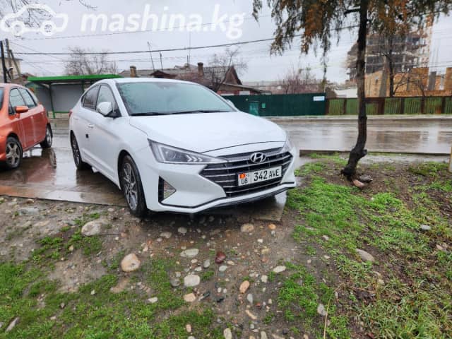 Hyundai Avante VI Рестайлинг 1.6 CVT