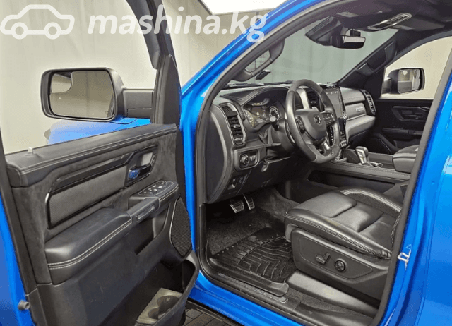 RAM 1500 V Quad Cab 5.7 AT 4WD