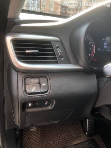 Kia Optima IV Рестайлинг 2.4 AT