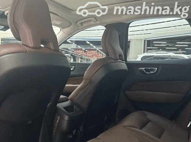 Volvo XC60 II 2.0 AT 4WD