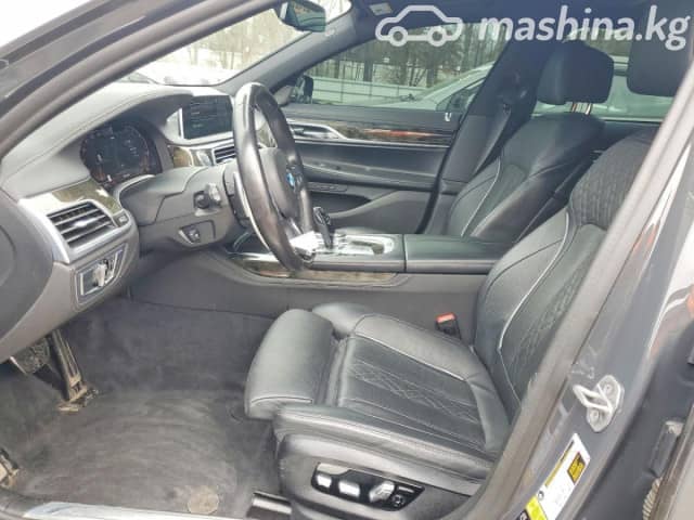 BMW 7 серии VI (G11/G12) Рестайлинг 750i xDrive 4.4 AT 4WD