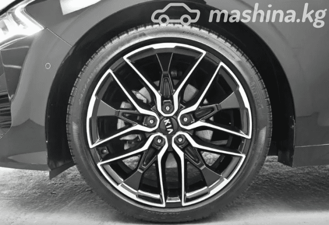 Kia K5 III 2.0 AT