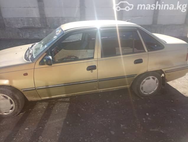 Daewoo Nexia I Рестайлинг 1.5 MT