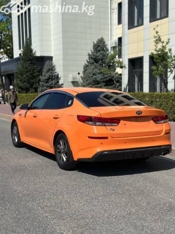Kia K5 II 2.0 AT
